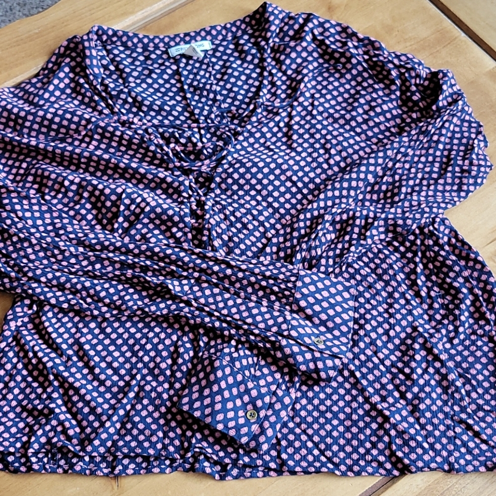 Billabong printed blouse